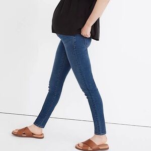 Madewell NWT | Maternity Over-the-Belly Skinny Jeans in Coronet Wash